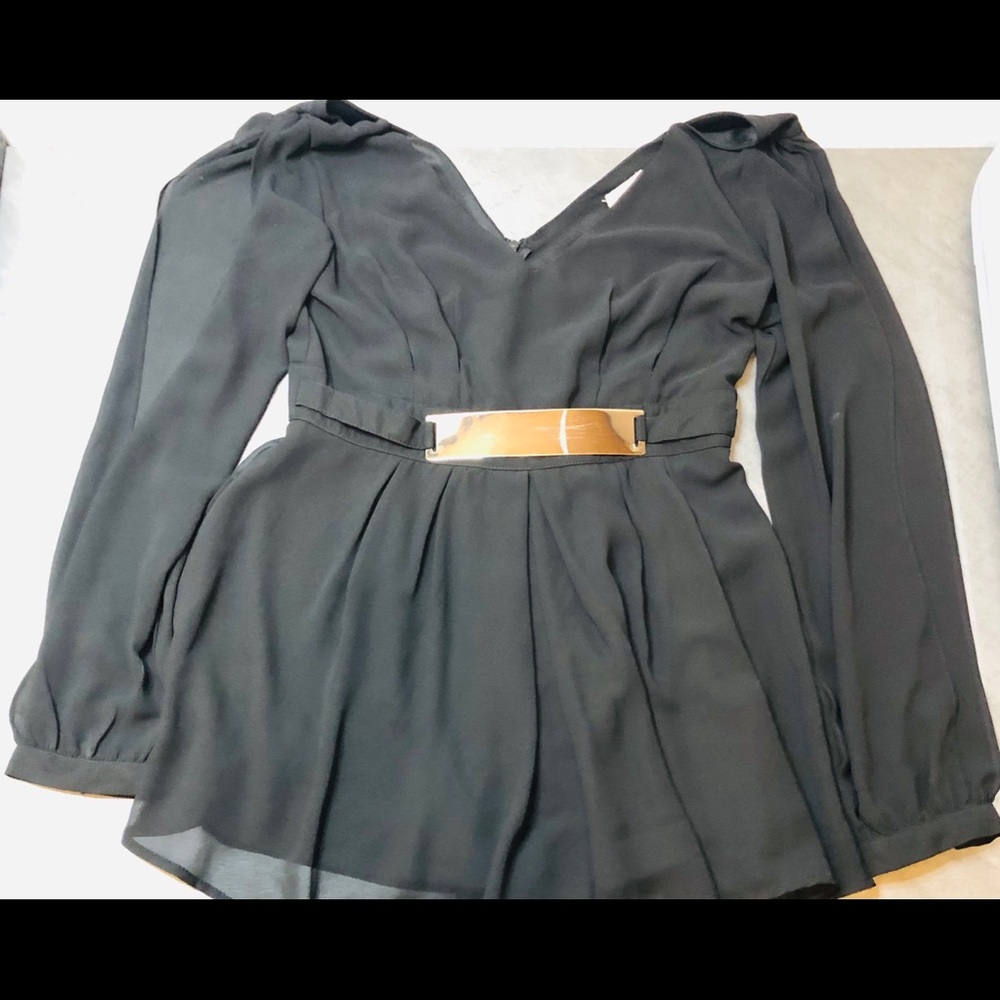 Women Parvenue Short Pants Suit